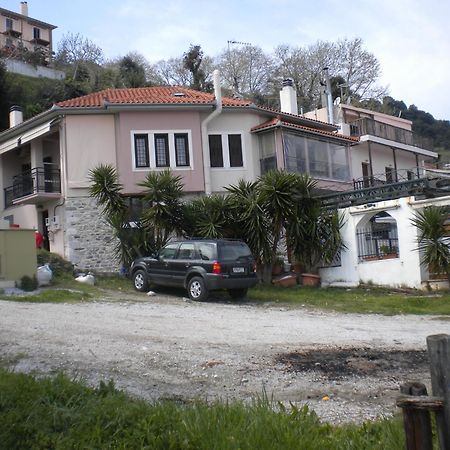 Ενοικιαζόμενα Δωμάτια "Pelion Plaza" Agios Ioannis  Exterior foto